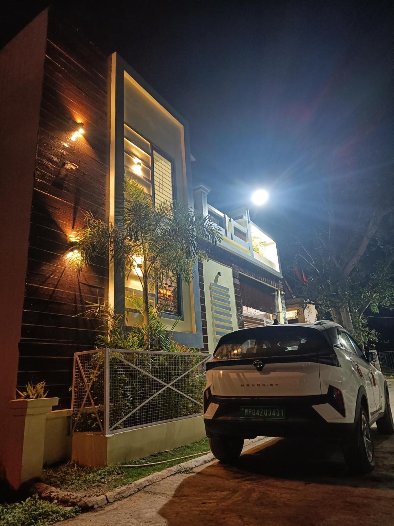 Adbhut Nivas Villa โบปาล ภายนอก รูปภาพ